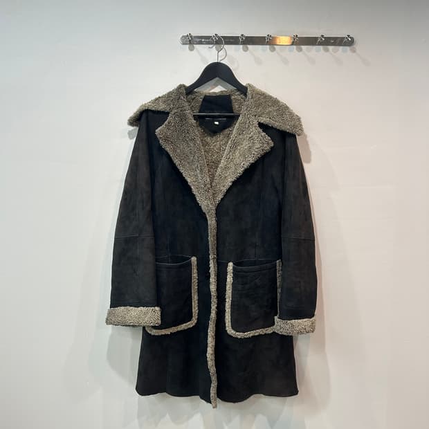 블랙 양가죽 무스탕 코트