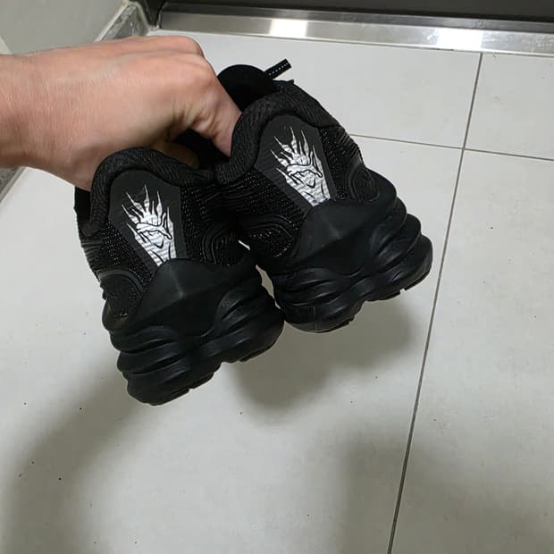 푸마 벨로시티 나이트로4 와이드260 1회 착용 팝니다.