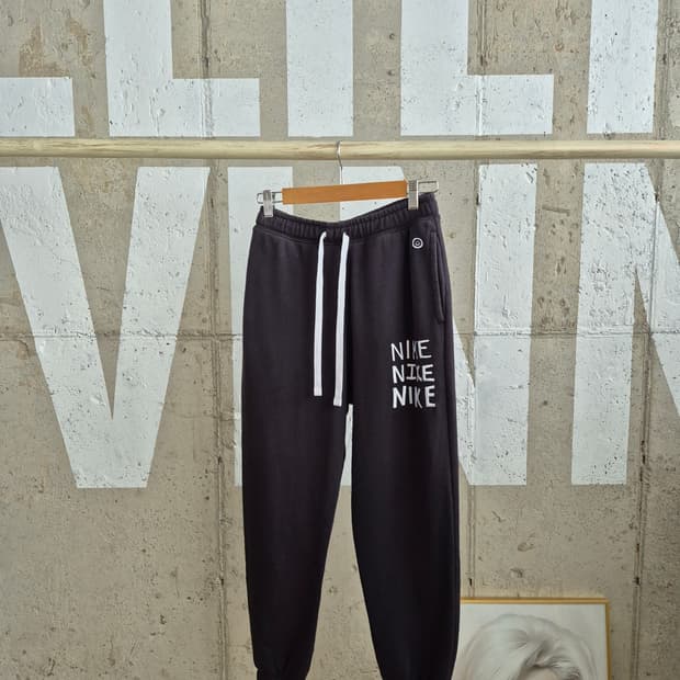나이키 화이트스마일 기모 조거팬츠(GM