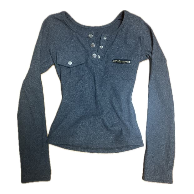 슬림핏 롱슬리브 (착용샷)