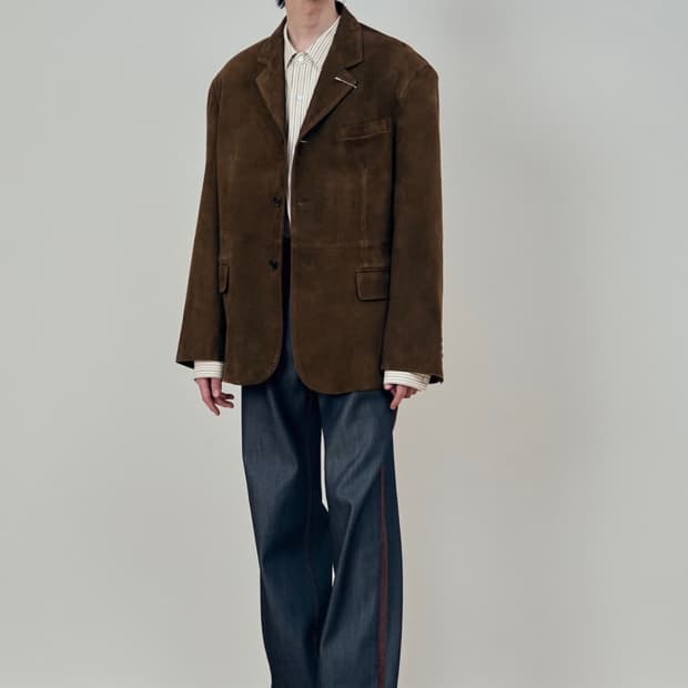 STU 고트 스웨이드 블레이저