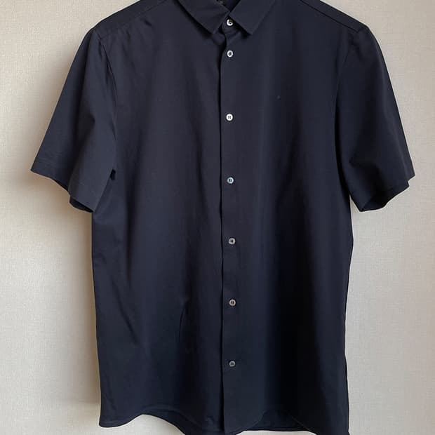 코스 반팔 셔츠