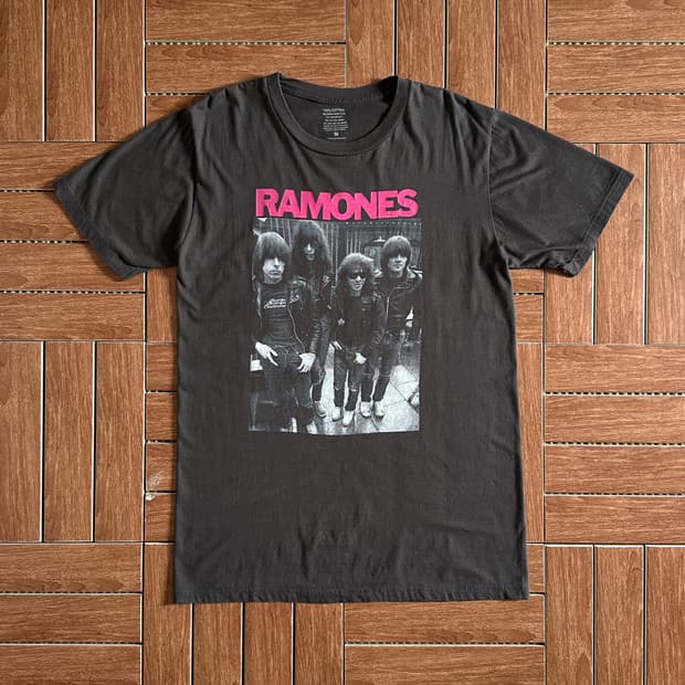 Ramones vintage cotton band 1/2 tee