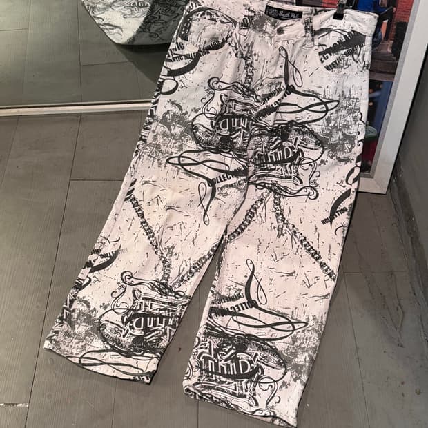 사우스폴 아트 그래픽 루즈핏 화이트 데님팬츠 