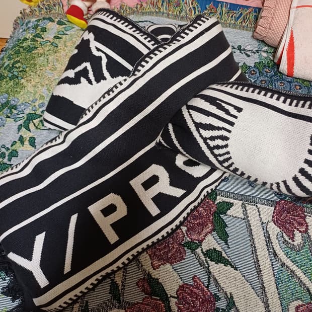 와이프로젝트 패딩머플러