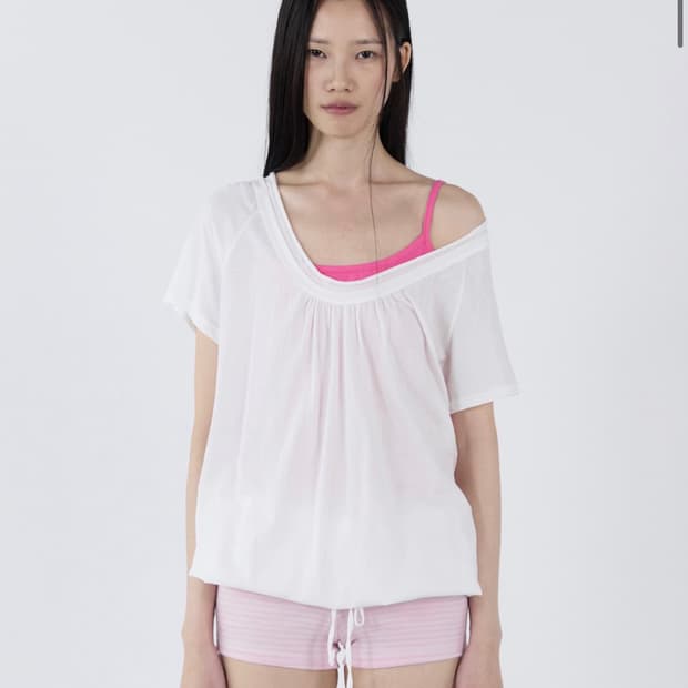 세릭 round drawstring hem top_white