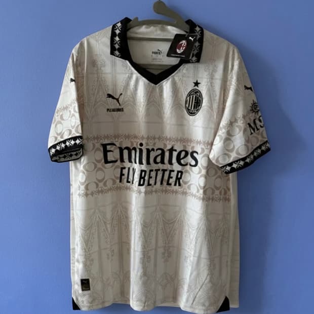 23/24 AC밀란 어웨이 유니폼