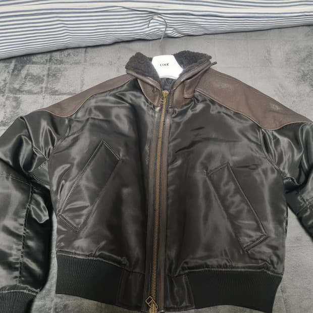 쿠어 하이넥 시어링 s