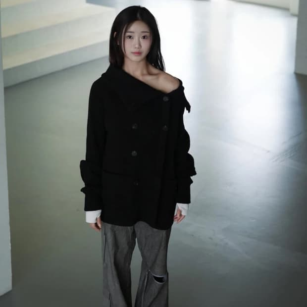 인앤양하모니 더블버튼 가디건