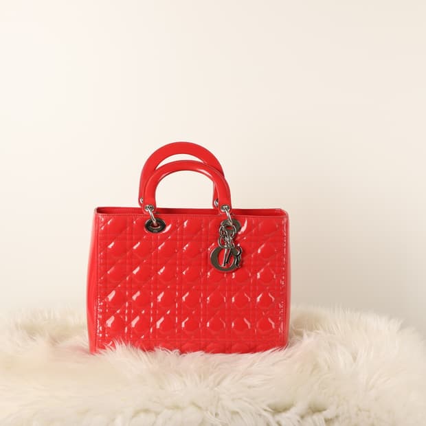 디올 레이디 디올 라지 레드 에나멜