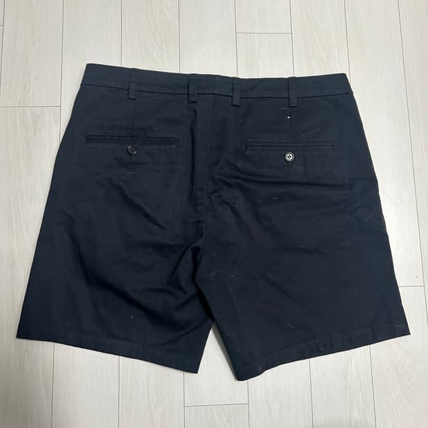 아르켓 슬림핏 반바지 50