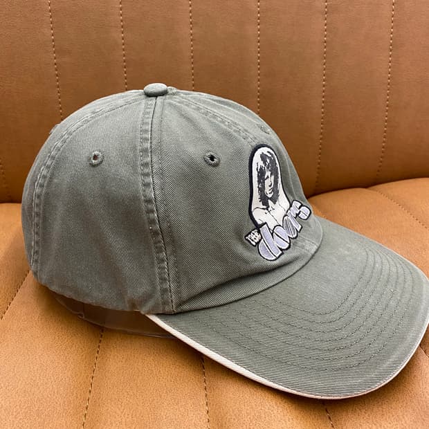 OOs og the doors hat