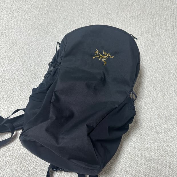 아크테릭스 맨티스16 블랙