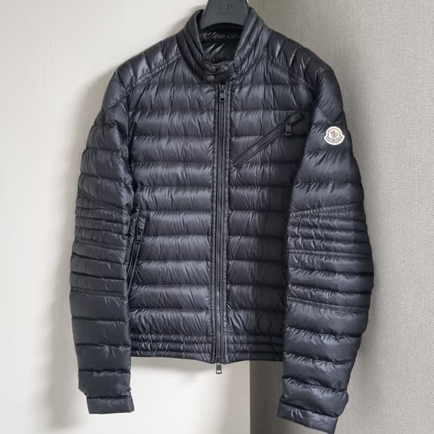몽클레어 바이커 경량패딩 자켓