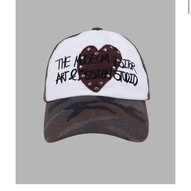 더뮤지엄비지터 STUD BALLCAP [원가_78000]