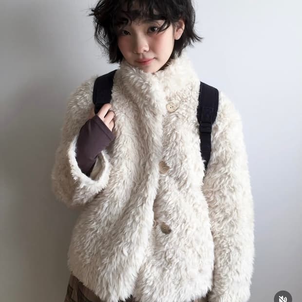 샵더기 부클레 버튼 코트 아이보리