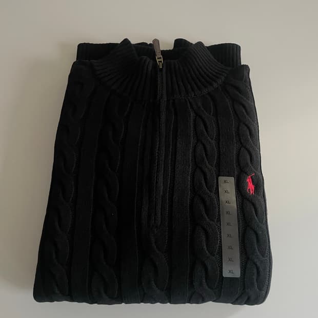 폴로 신형 케이블 니트 반집업 XL