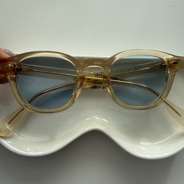 줄리어스타르트옵티컬 안경 샴페인(옐로우클리어) 골드에디션 리벳