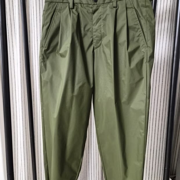 Kolor 나일론 테이퍼드 팬츠