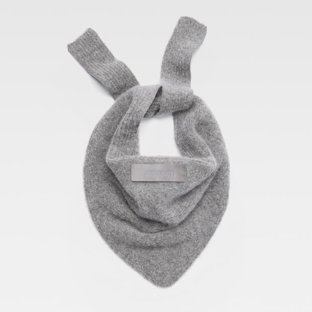 자크뮈스 25fw LE CHALE GROS GRAIN 스카프/그레이