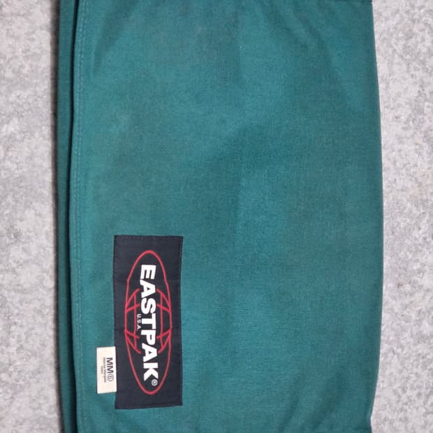 이스트팩x메종 마르지엘라 크로스백