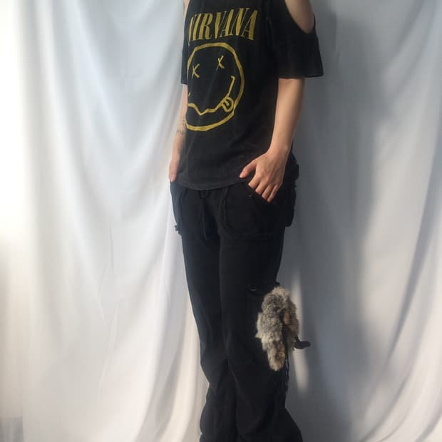 Cut off point t shirt