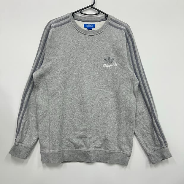 아디다스 그레이 맨투맨 