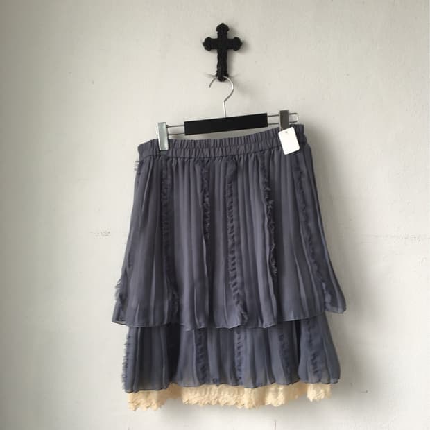 Pleats layer mini skirt