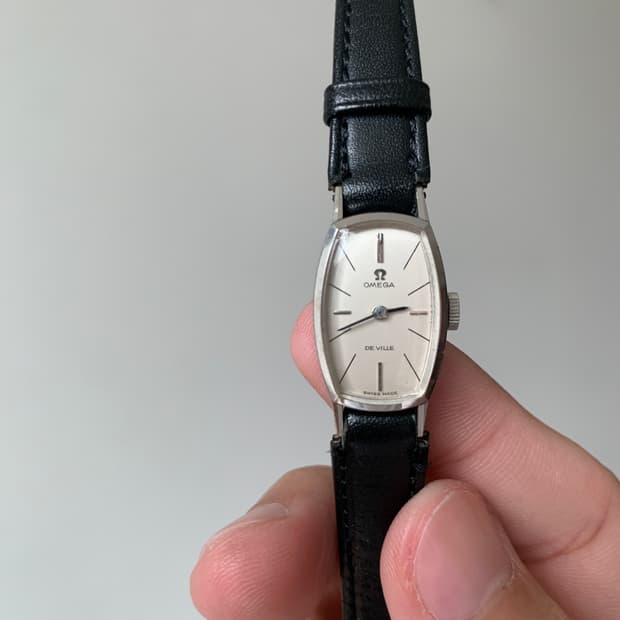 vintage De vile 1968 Manual watch