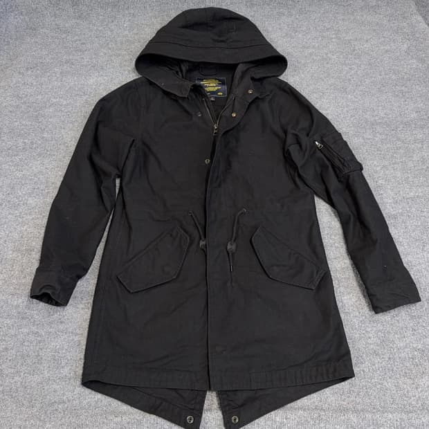 알파 인더스트리 M-59 피쉬테일 파카