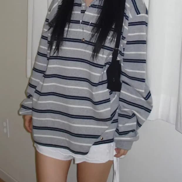 아워캐비넷 스트라이프 럭비 티