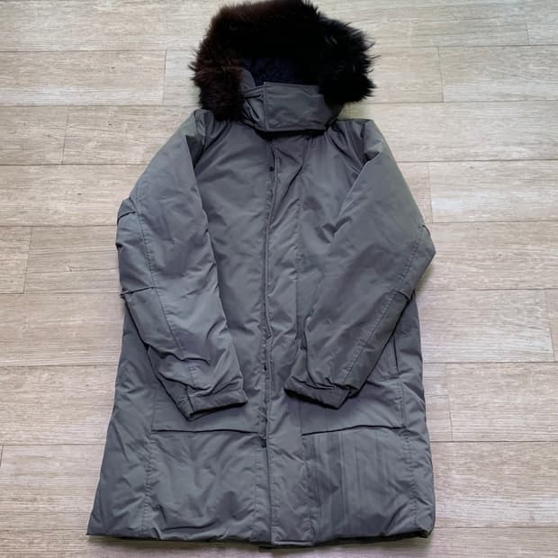 띠어리 구스다운 포켓 파카 패딩