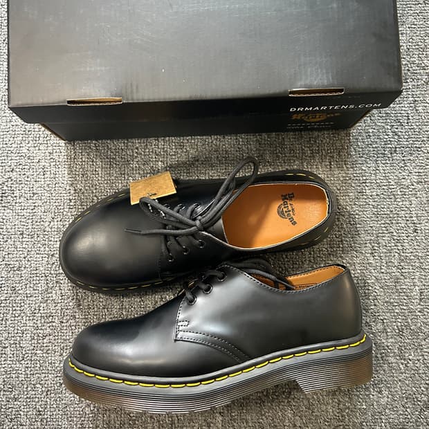 닥터마틴 1461 블랙