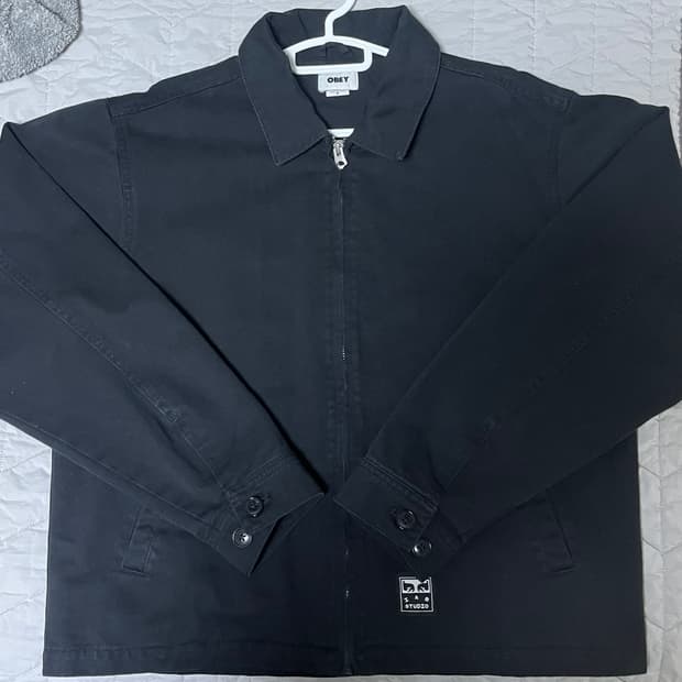 IAB Studio x Obey 자켓