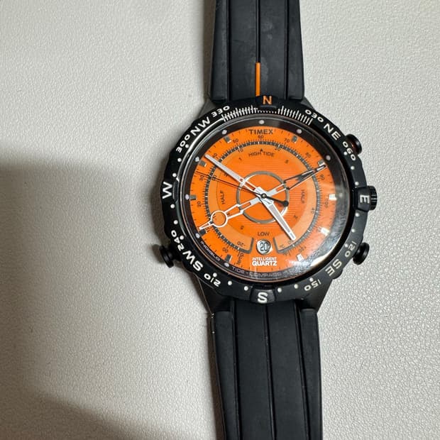 Timex 해운대 이민기 시계