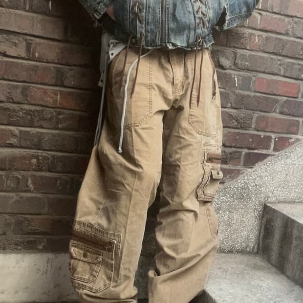 *Rare design* 2000s 베이지 멀티포켓 와이드 카고팬츠