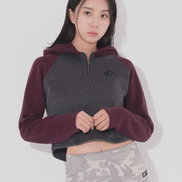 PIESTA HALF ZIP CROP HOODIE (CHARCOAL)