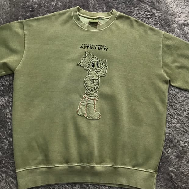 [[XL, 공용] 아스트로 아톰(ATOM) 오버핏 맨투맨@144