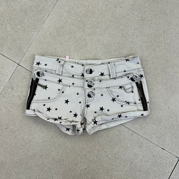 별 패턴 로우라이즈 핫팬츠