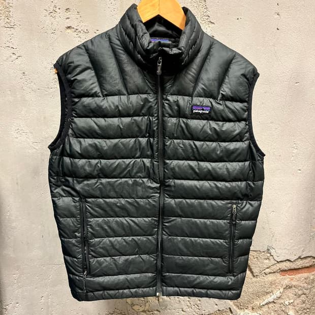 파타고니아 멘즈 경량 패딩조끼