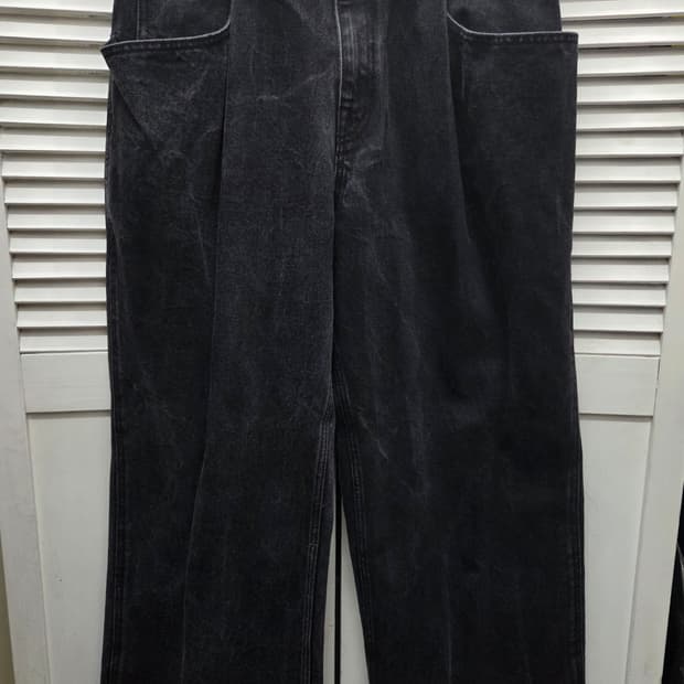 쿠어 와이드핏 블랙 데님 팬츠