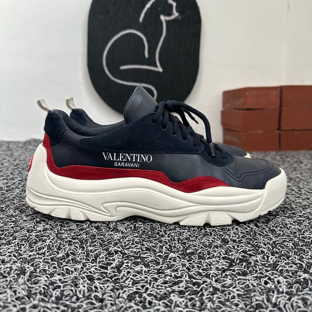 발렌티노 Garavani 네이비/레드 스니커즈 41