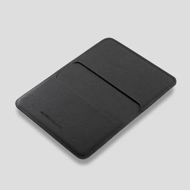 [구매]검정색 veilance wallet구합니다