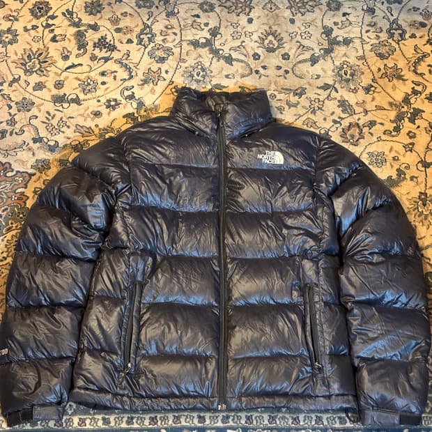 노스페이스 700 경량패딩 