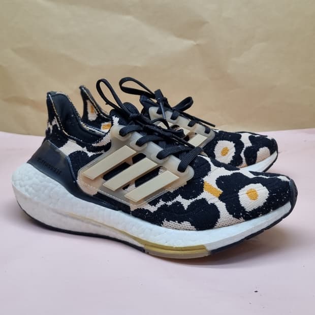 아디다스 울트라부스트21 운동화220