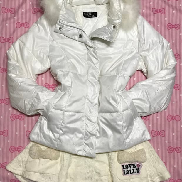 블루폭스 Cecil Mc BEE 화이트 구스다운 패딩 y2k