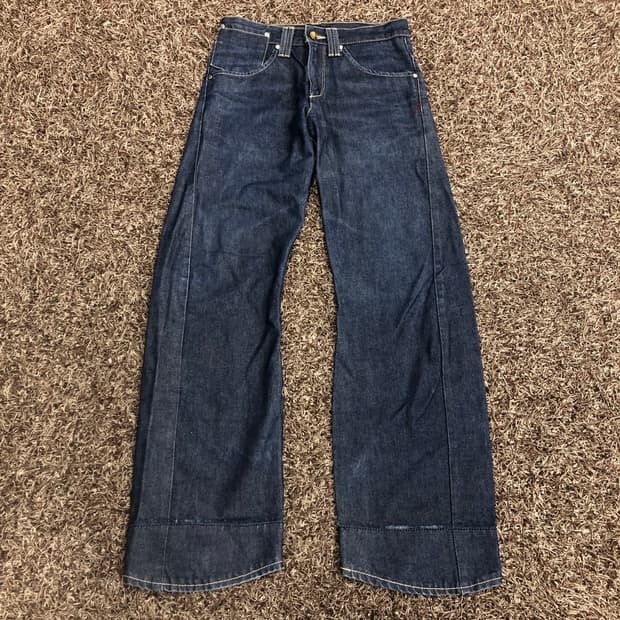 리바이스 엔지니어드진 데님 팬츠