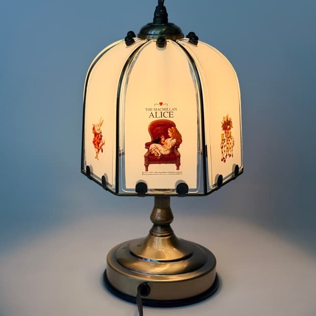 이상한 나라의 앨리스 램프