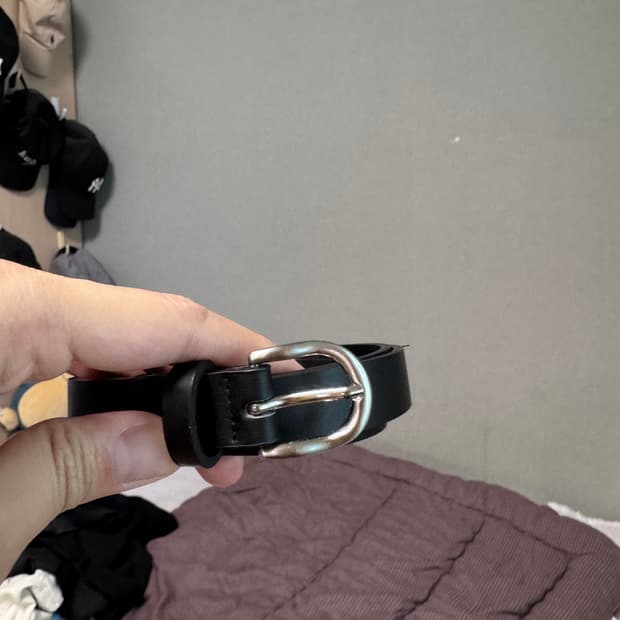 무신사스탠다드 / 신세틱 레더 슬림 벨트 20mm / 32