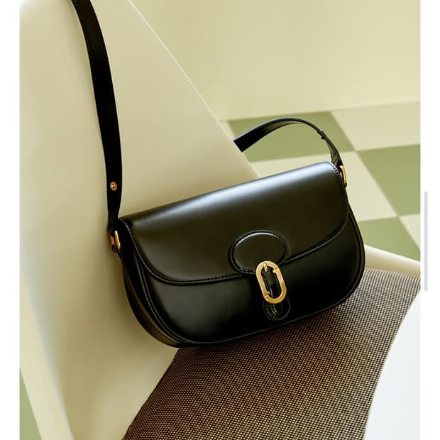 제이에스티나 가죽 가방 크로스백